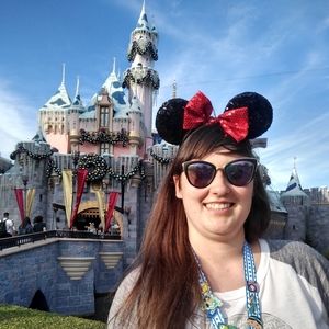 Meet your Posher, Lauren